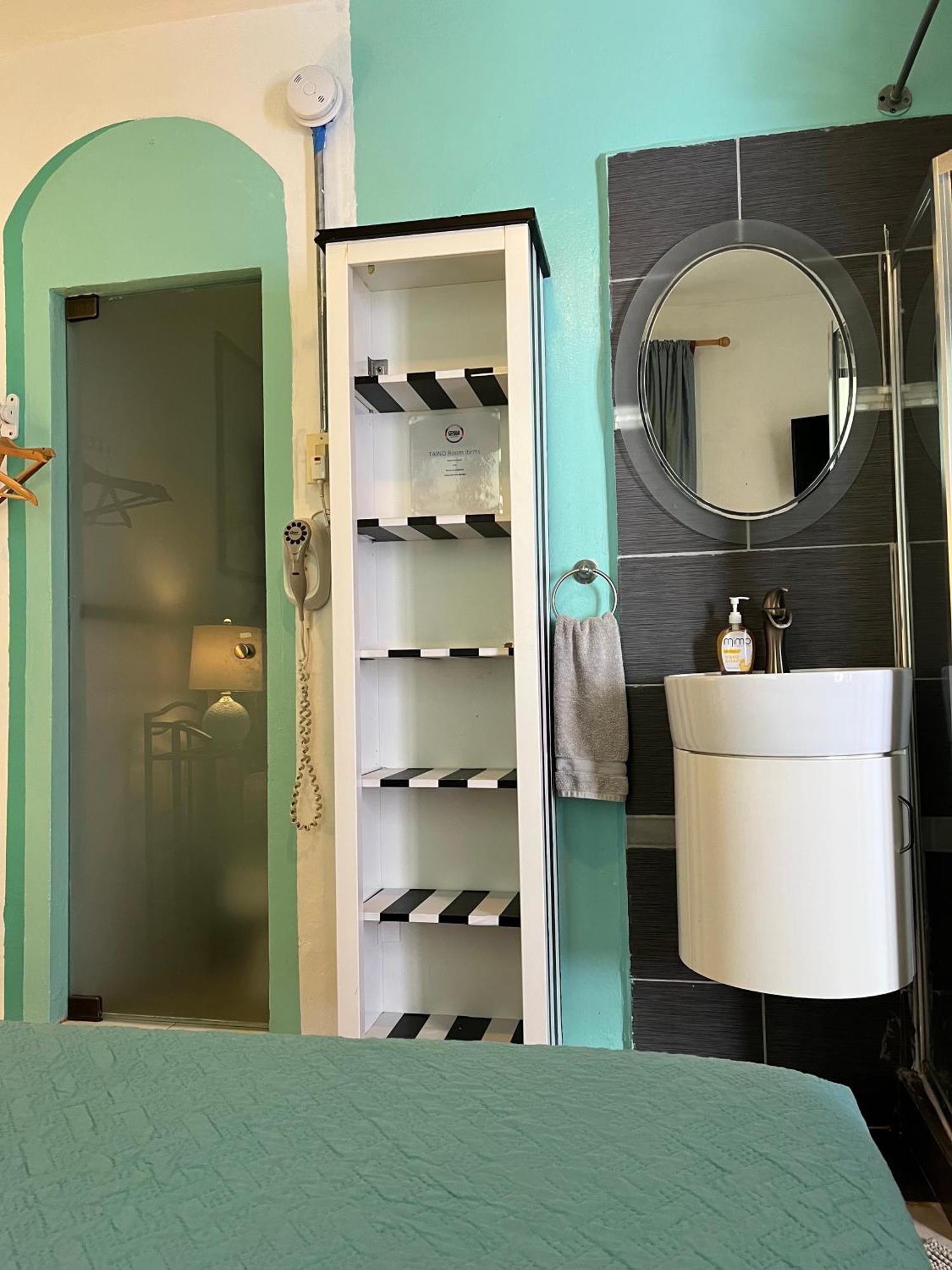 Lower Price, More Style, Discount Studio In San Juan,Pr, Beach, Free Bikes (Adults Only) ซานฮวน ภายนอก รูปภาพ